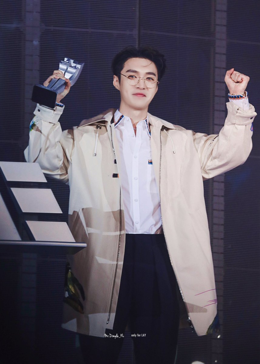 @Lay Zhang 张艺兴 on making “Mornings With You” #LayZhang #interview #exo |  TikTok, image size:857x1200