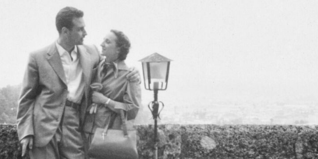 predelahabana's tweet photo. #Retiring early in 1957 vs today. 3 real-life stories and photos of early retirees back in the golden age. https://t.co/ApoAN8yLjI by @aesint #finance https://t.co/Y31a6LxMKh
