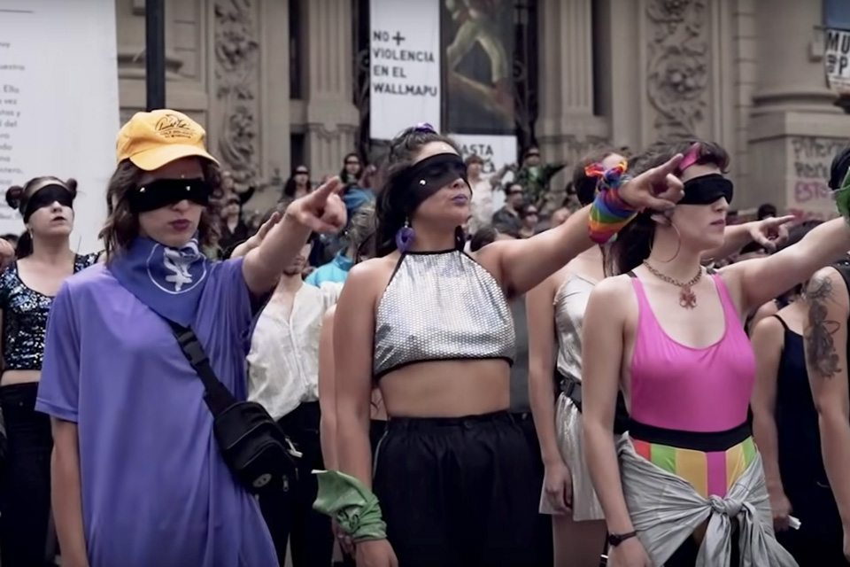 Activistas feministas representarán en Valladolid el himno chileno contras los feminicidios ‘Un violador en tu camino’ de #LasTesis 
#UnVioladorEnTuCamino ultimocero.com/noticias/movim…