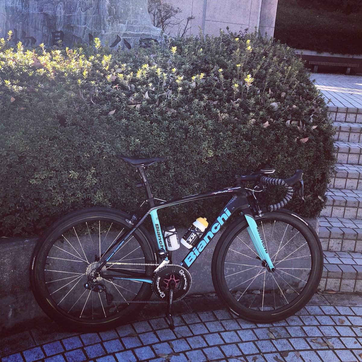 infanteyes's tweet photo. これで持ってるホイール全て手組みになった☝️
#完組スポーク折り職人
#sacra
#kayle5tl
#gp5000tl
#bianchi
#infinitocv
#sapim
#cx-ray
#dtswiss https://t.co/GtP6LSjaIW