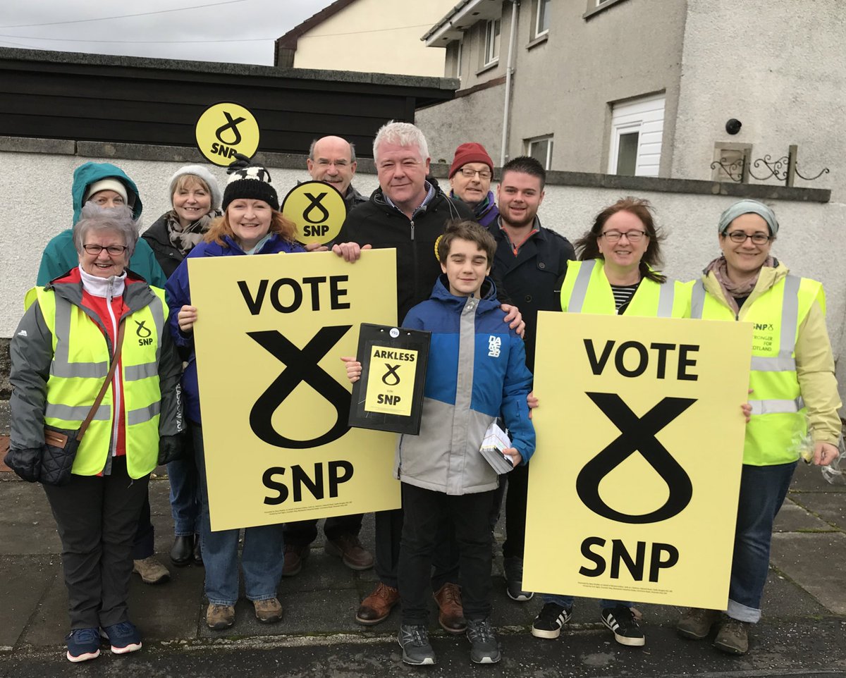ArklessRichard's tweet photo. Great team out in Minnigaff this morning! #ActiveSNP #GE2019ย #GE19ย @EmmaHarperMSP @KatieHagmannSNP #voteArkless @theSNP ๐๐ด๓ ง๓ ข๓ ณ๓ ฃ๓ ด๓ ฟ๐ณ https://t.co/MC8mgDB858