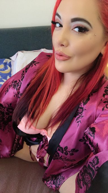 Live chat on Sunday till 4pm 🌹🥰 https://t.co/U9j8J2bsFa<a href="/tag/adultwork"class="tags"><span>#adultwork</span></a>