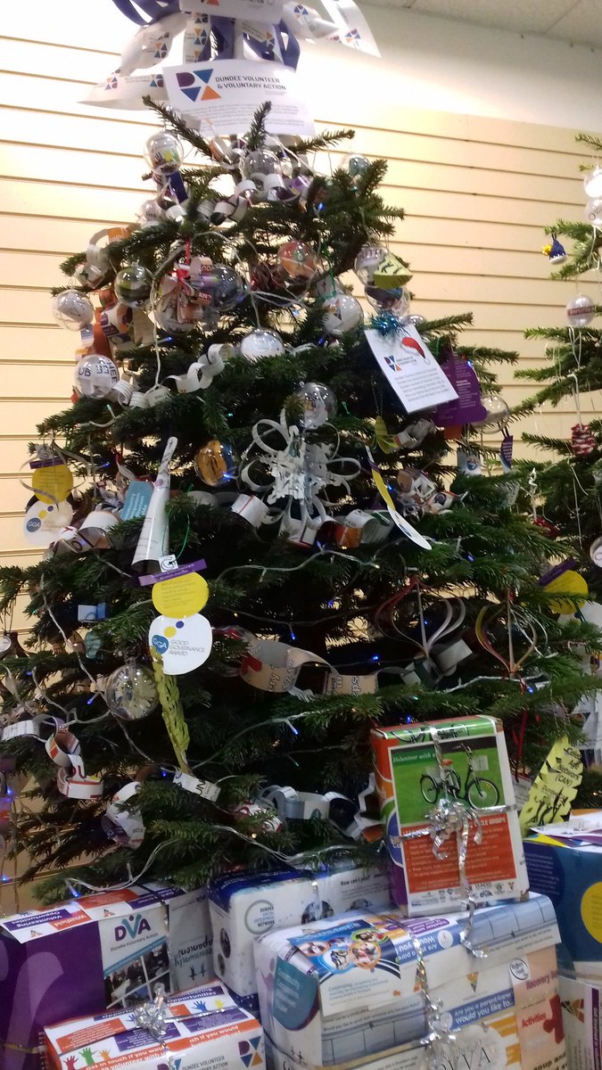 DundeeRe's tweet photo. Had to cancel today's ride due to inclement weather 😑 but we came to the #ChristmasTreeFestival instead, raising funds for @CarersOfDundee. Have you spotted our ReDiscover Dundee Xmas dec? You have time until next Sunday! #Wellgate @Dundee_Carers #DDOne @volunteerdundee https://t.co/Fsgrn7hDW4