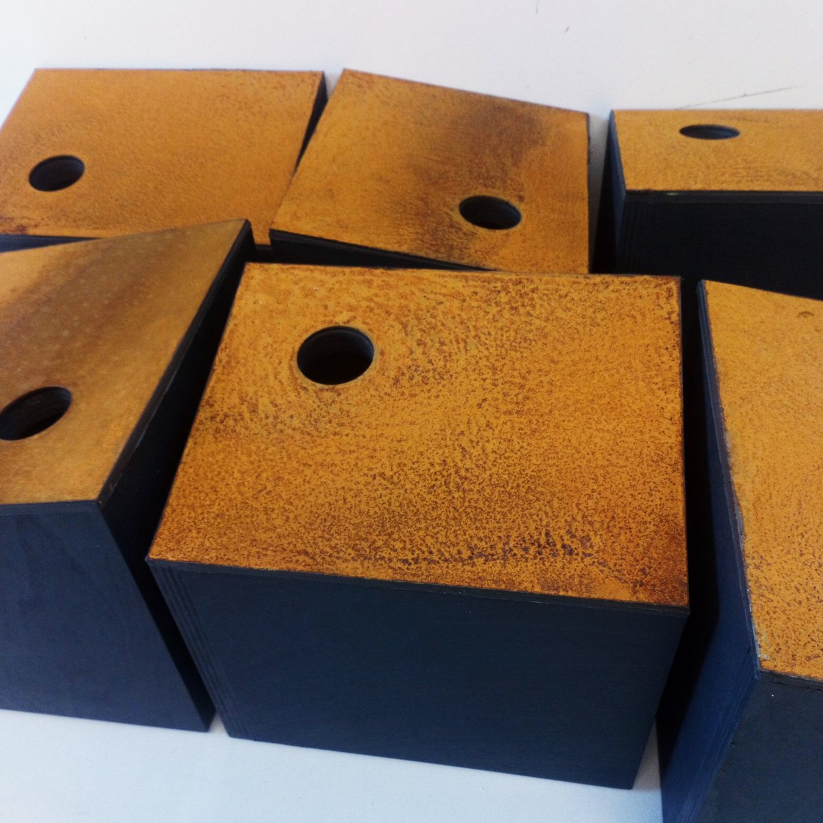 Another batch of Nestboxes made up and ready to go!

#nestbox #urbangarden #gardendesign #gardenbirds #birdbox #birdwatching #conservation #garden #nature #londonwildlife #brutalist #gardensculpture #rspb #landscapedesign #sculpture #art  #gardensculpture johnhollingtondesign.com