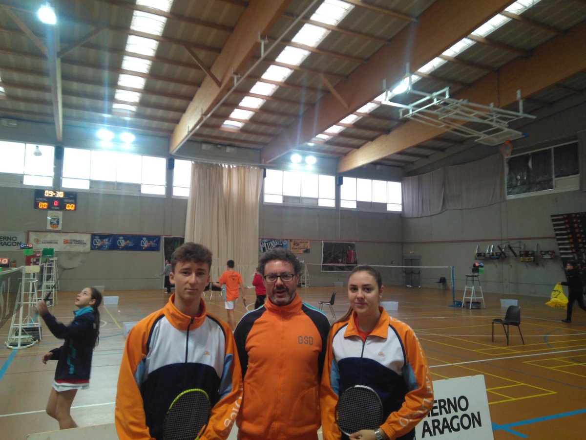 Badgredos's tweet photo. Master Nacional Sub15 y Sub19 ALFAJARIN. Celia Ibáñez y Álvaro Ortiz @GSDcdeportivo #BadmintonGSD Semifinales de DX Sub19. https://t.co/37dFmur1aL