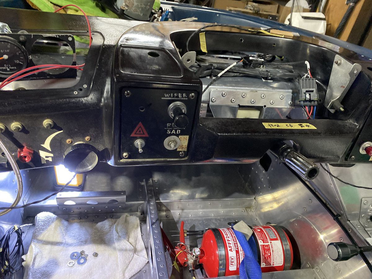 LinkECU_JP's tweet photo. 85C Link ECU
またもや85CをLink化
今回はPDUも使用してCAN通信でlinkから燃料ポンプ等の制御も行なってます。

#85C
#Cカー
#Linkecu 
#LINK
#LINKECU
#Fury
#PDU
#PDM
#CAN
#CAN通信 https://t.co/FQ8bJmcYbu