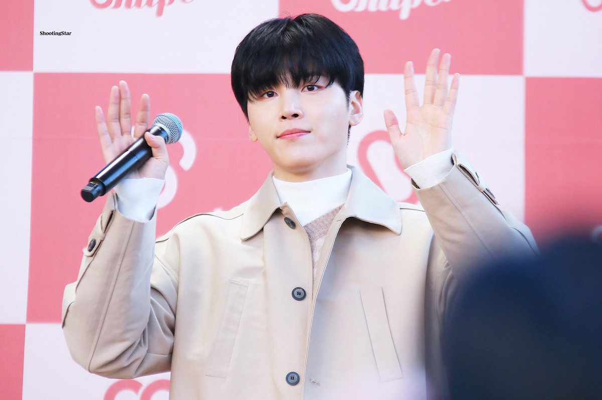 0924_WS's tweet photo. 191130 코쿤시티

읏추읏추 감기조심🤧#스누퍼 #SNUPER #우성 #woosung #ウソン #성혁 #폭풍매력성혁찡 @snuper6 https://t.co/RsXmdsHyNd