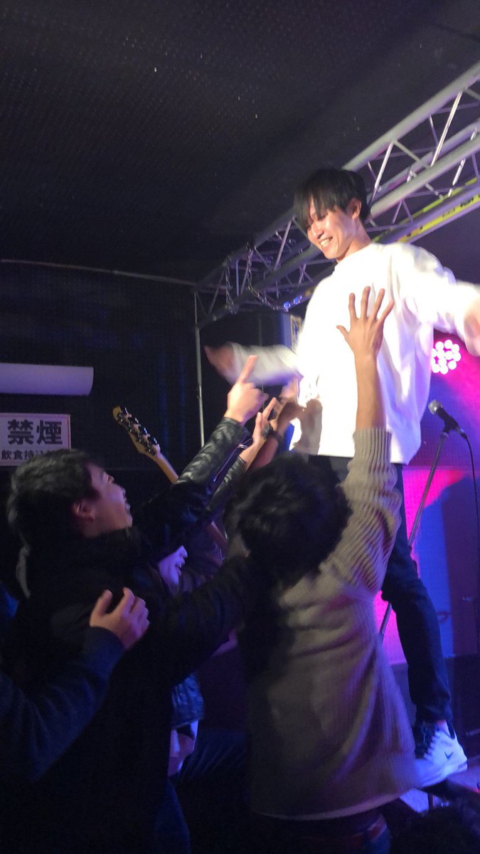 ko_ta69's tweet photo. 昨日は我々ORANGE GODAのライブでした。来てくれた皆さんマジタピオカ https://t.co/UswKQsQl5g
