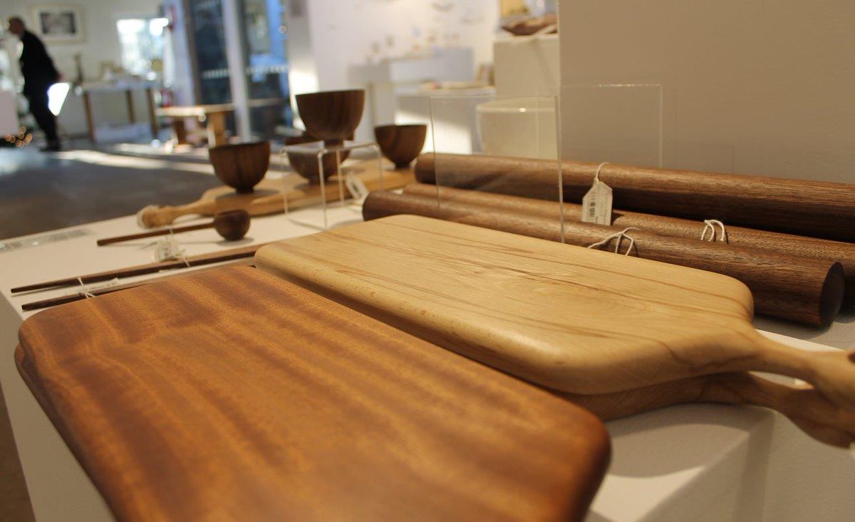 make_southwest's tweet photo. You can almost feel the smooth craftsmanship from this elegant carved kitchenware from local maker Jamie Collins.
Have a closer look at MAKE2019, our festive treat of contemporary crafts from the some of the UK's most talented makers, until 5 Jan
#crafts #Christmas #DevonGuild https://t.co/QfFOsmx00o