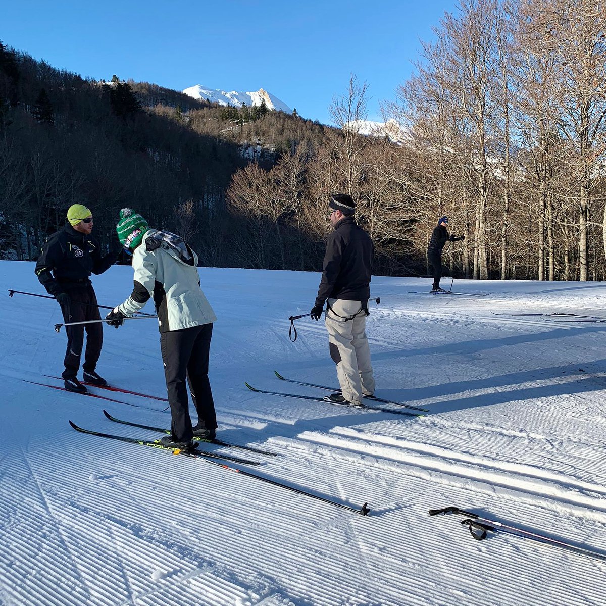 ¡¡ya estamos disfrutando del sol y la #nieve en  #Somport!! Feliz domingo a todos....
#Escuela de #esquinordico: clases y cursillos para todos 
Tel : (00 34) 620 425 169
somport@escuelaesquinordico.com
escuelaesquinordico.com
 #Pirineos 😍❄
#esquidefondo #Pyrénées #skinordique
