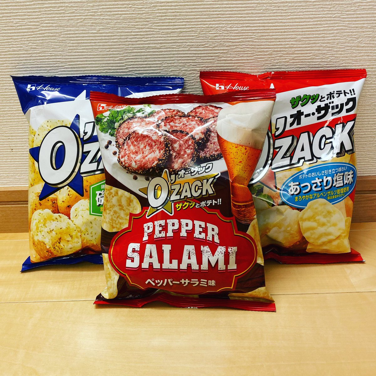 オバッチ A Twitter 凄いどうでも良いニュースなんですが オーザックって磯のり塩とあっさり塩味の2種類だと思ってたけど 第3の味ペーパーサラミ味を発見し興奮しました 来年のデラロッチャ誕生日に3種類食べ比べパーティーやるデラロッチャ Rageagainstthemachine オバッチ A Twitter 凄いどうでも良いニュースなんですが オーザックって磯のり塩とあっさり塩味の2種類だと思ってたけど 第3の味ペーパーサラミ味を発見し興奮しました 来年のデラロッチャ誕生日に3種類食べ比べパーティーやるデラロッチャ Rageagainstthemachine