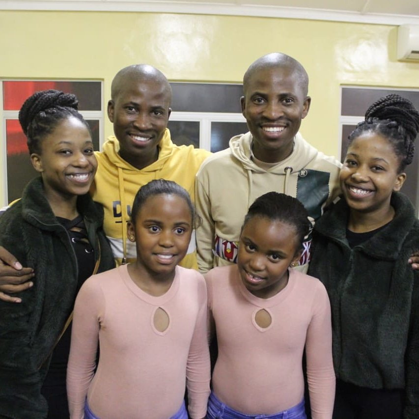 asechesterville's tweet photo. Twins https://t.co/QpbuzNP0zO