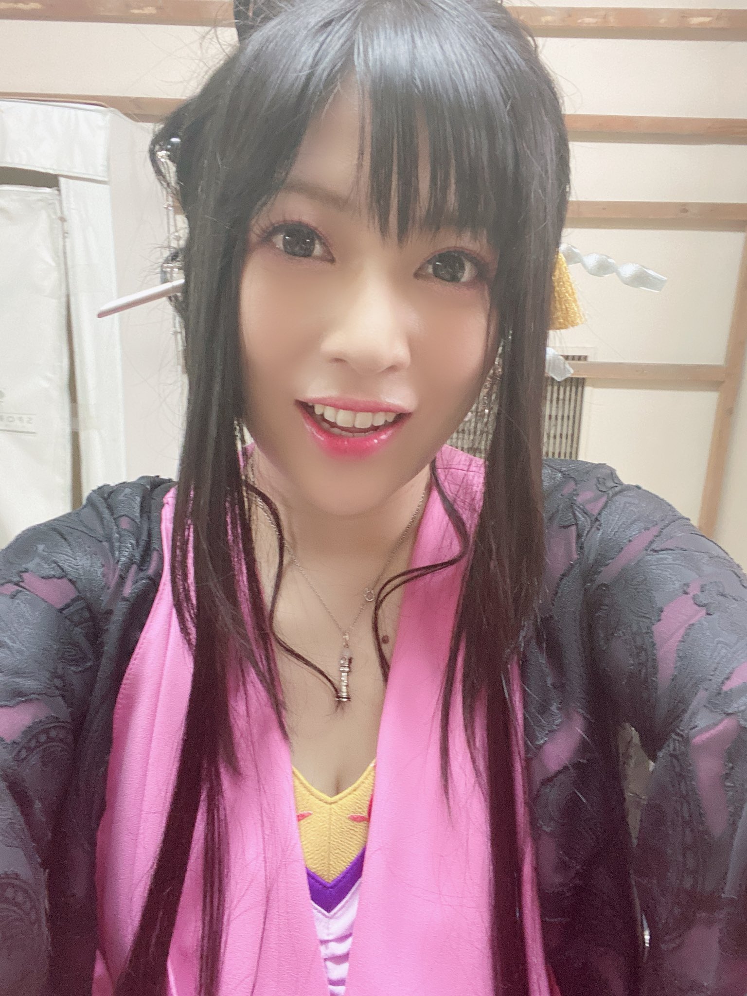 X-এ 鈴華ゆう子Yuko Suzuhana: X-এ 鈴華ゆう子Yuko Suzuhana: