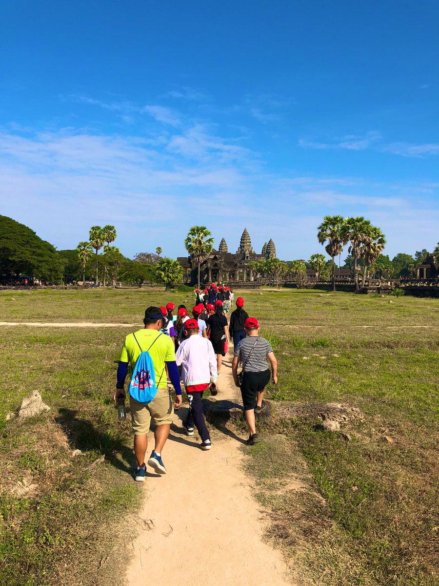 kpackteacher's tweet photo. What a weekend.Thnks 2 incredible PE dept @ISPPCambodia for organising this remarkable experience for kids&amp;teachers of G4&amp;5.Thnks 2 kids for being resilient,energetic rock stars at the annual #angkorwatfunrun @PE8574 @leticarino @simontempletonz aka Speedy @SandraPascolini &amp;Tom https://t.co/rk9jngZ9gk
