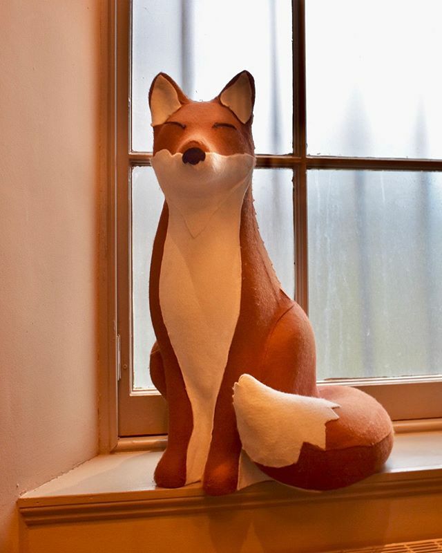 Our foxes keep a watchful eye on us at New Town Fox. Next time you’re in, try to spot them all! 🦊
.
.
.
.
.
.
.
.
#fox #newtownfox #newtown #newtownedinburgh #edinburgh #spotthemall #foxy #mascot #restaurant #edinburghrestaurant #edinburgheats #lovefood ift.tt/2RCwZwC