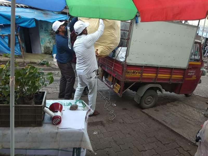 ShbFoundation's tweet photo. #157week - Tree plantation drive
#4week - #beatplasticpollution 
Given almost 30kg of plastics to #ठाणे #महानगर #पालिका व #समर्थ #भारत #व्यासपीठ that was collected from last three weeks 
            #प्लास्टिक #मुक्त 
                                      #हरियाली #युक्त https://t.co/4P58CXjGAx