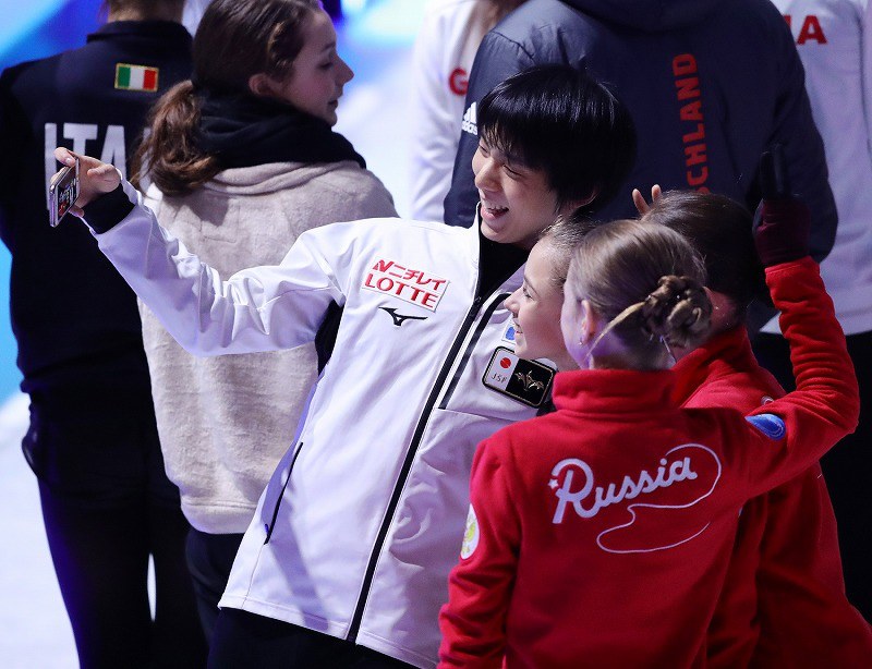 ISU Grand Prix of Figure Skating Final (Senior & Junior). Dec 05 - Dec 08, 2019.  Torino /ITA  - Страница 29 ELQaOx5XYAI03qq?format=jpg&name=900x900