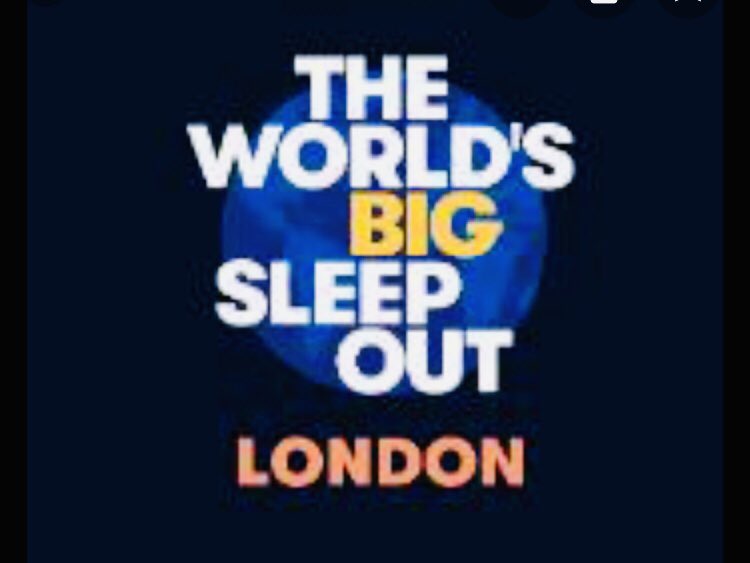 azam_sm's tweet photo. The biggest sleep out in the 🌍. We are 6/7th largest economy in the world but 9K people sleep rough on the streets of LONDON every year, 320K homeless people in the UK 🇬🇧.  #EndHomelessness #DameHelenMirren #NYC #WillSmith https://t.co/2FdH3ZP2xD