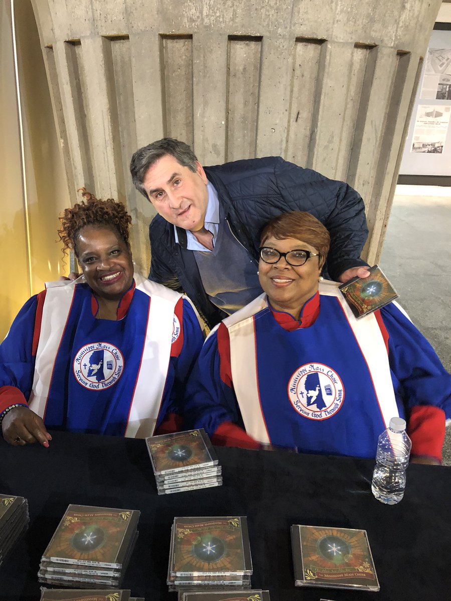 Andres_REMAX's tweet photo. #gospelmadrid #flipo #sueñocumplido #andresteam #remax https://t.co/mGLxEd2c4s