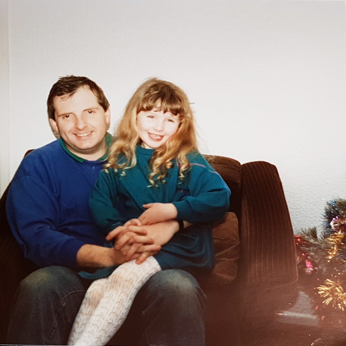 tracey_bray's tweet image. We were as thick as thieves #RIP #NoMyDadsTheBest #shellsuits