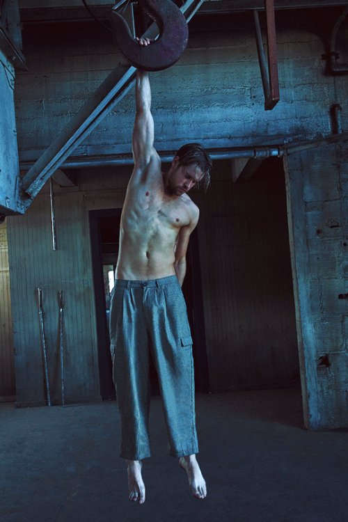 ❛ life's too short to even care at all.

ㅤㅤ           #𝘚𝘦𝘥𝘶𝘤𝘵𝘪𝘷𝘦𝘚𝘶𝘯𝘥𝘢𝘺.