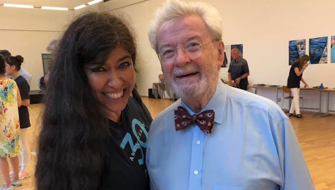 "We at The Flute View wish The Man With the Golden Flute a joyous 80th birthday" <a href="/FluteQueen/">Viviana Guzman</a> Birthday Tribute to @Sir_J_Galway in Dec issue ow.ly/G85Q50xu8R9