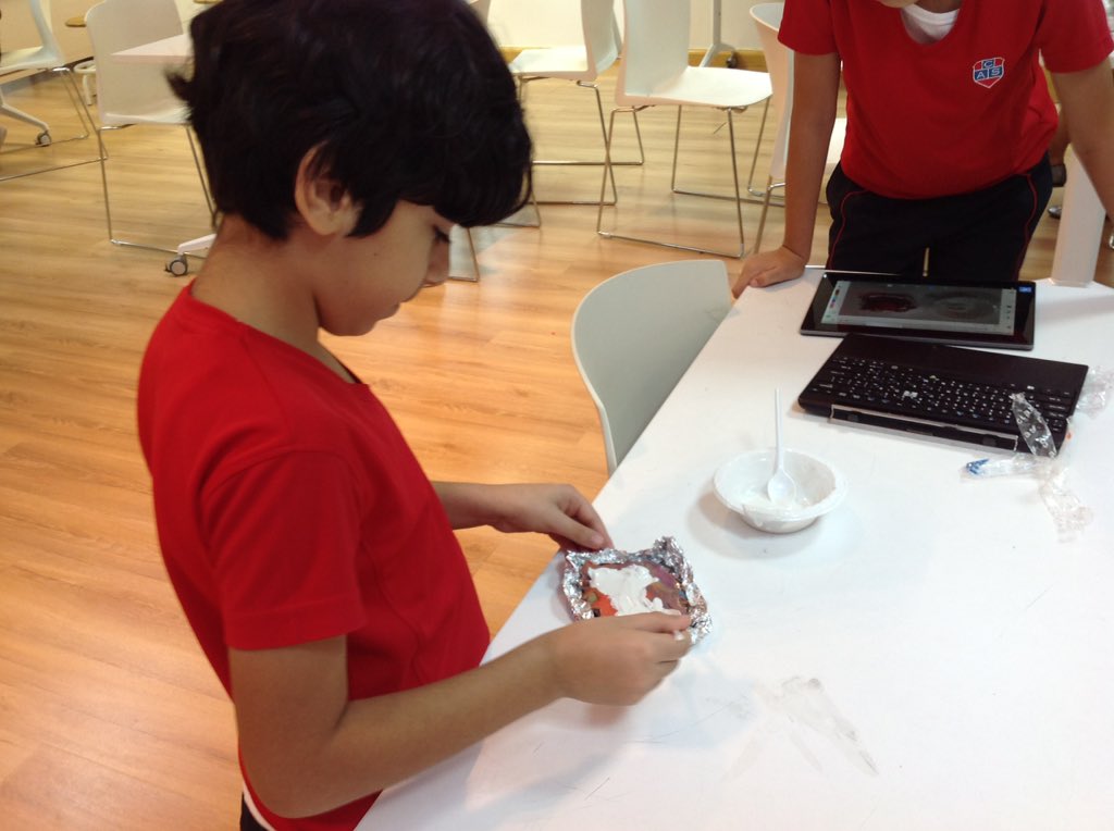 STEM | CAS Dubai tweet media