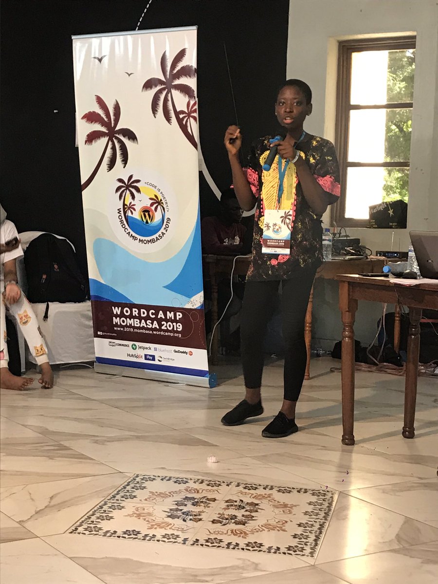 muradswaleh's tweet photo. All the way from Naigeria, Peace Onyehanere talks about finding the perfect 👌🏽 theme for your #WordPress #wcmsa #WordCampMSA https://t.co/ocOqHi7XN9
