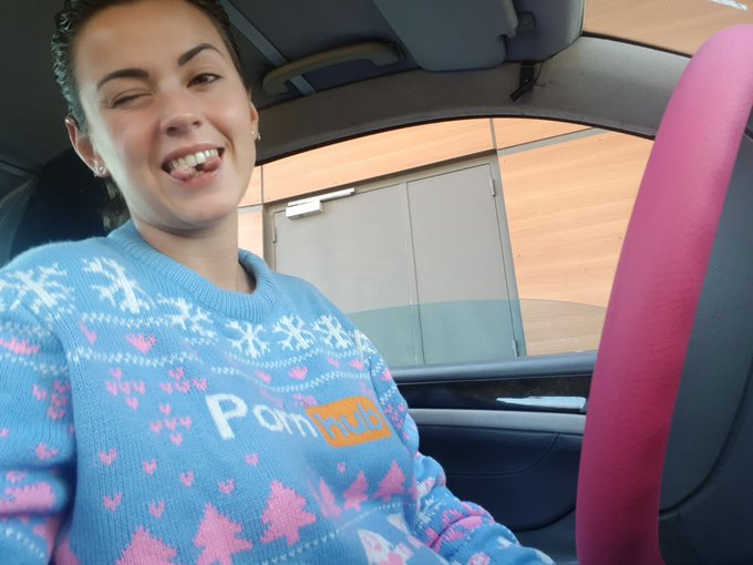 Mac do va s&ucirc;rement sauver ma vie.. Je suis tellement dans le mal... https://t.co/TI394QMoVt<a href="/tag/mvsales"class="tags"><span>#mvsales</span></a>