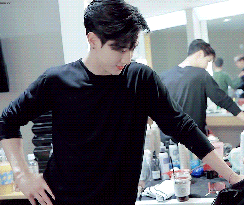 yiensarchive's tweet photo. this is so attractive??

#GOT7  #갓세븐  @GOT7Official  #IGOT7 #아가새  #GOT7_CallMyName  #GOT7_니가부르는나의이름  #GOT7_YouCallingMyName https://t.co/YXvicYnvNA