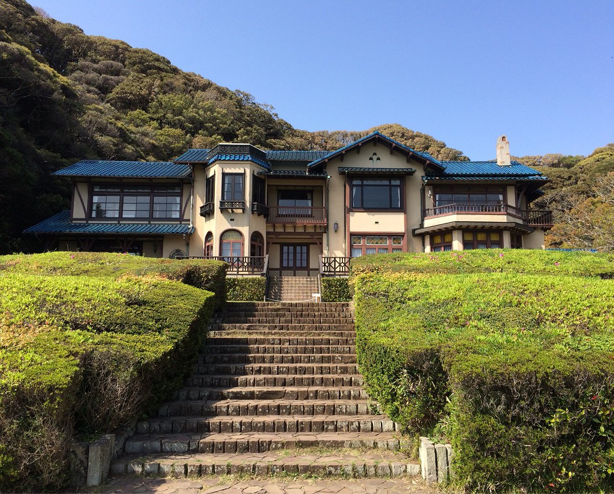 ひらいたけし クリスタの新機能 イラスト調フィルタ試してみた 色だけうまく消せれば2dltやライン抽出より漫画っぽい線画にできる印象 これはかなり使えそうな感じ Clipstudio