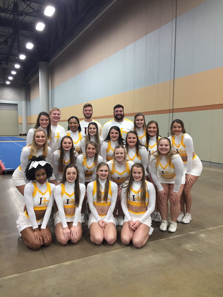 Indian Hills Cheer tweet media