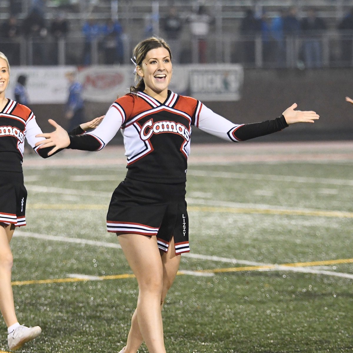 ItIsPhotoTime's tweet image. It occurred to me today that Camas had ONE athlete who helped us to win BOTH state titles, and her name is @lizzywing_