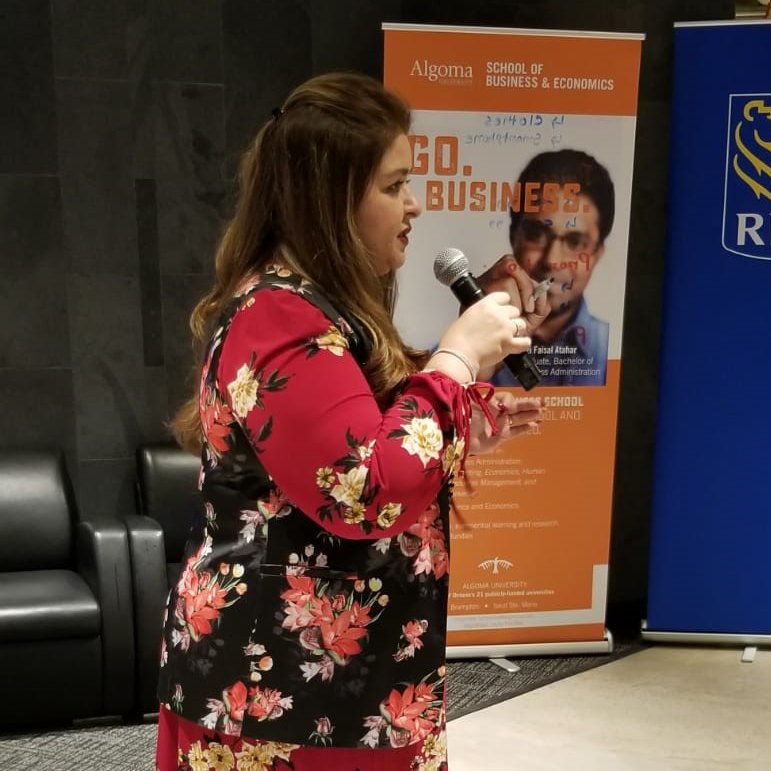 TaranumNKhan's tweet photo. Leading with the heart, 3rd year & counting!
#LinkedInLocalPeel #LinkedInLocal
Professionals who appreciate #humanpotential & believe in creating #networking & #learning opportunities in our #community
#RBC #NewcomerMeetingPlace #SchoolBE #Brampton
@neephoenix @AlgomaU Thanks https://t.co/t7tkSb4DD2