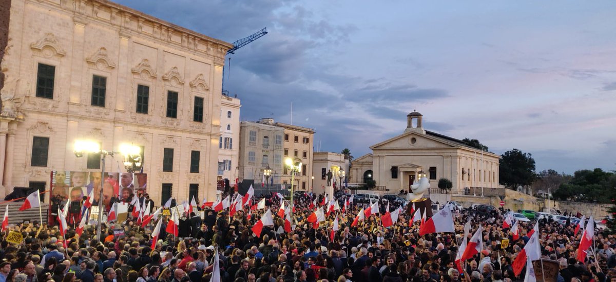Thousands &amp; thousands answer #Malta's call &amp; take to the streets demanding Muscat leave immediately.

World: This is the #Malta you should know. Proud, determined &amp; facing down the desperate criminals clinging on to our nation.

We will see justice done #DaphneCaruanaGalizia