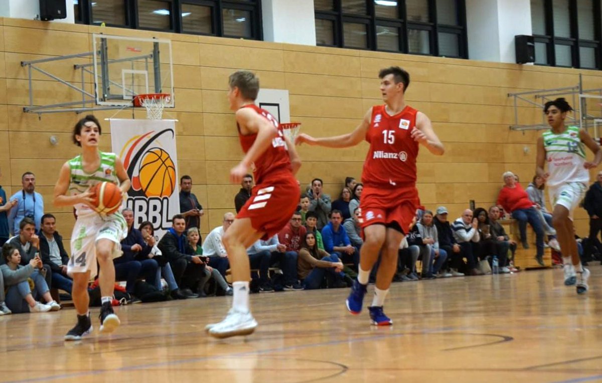 TornadosFranken's tweet photo. 🏀#jbbl Hauptrunde, Gruppe 4 💥Mit 98:72 besiegen @TornadosFranken das Team von @FCBB_Jugend. @dieNBBL  @NN_Sportler @falcons_nbc @spknuernberg #oneteam #basketball #mittelfranken https://t.co/YqwSYvuD3E