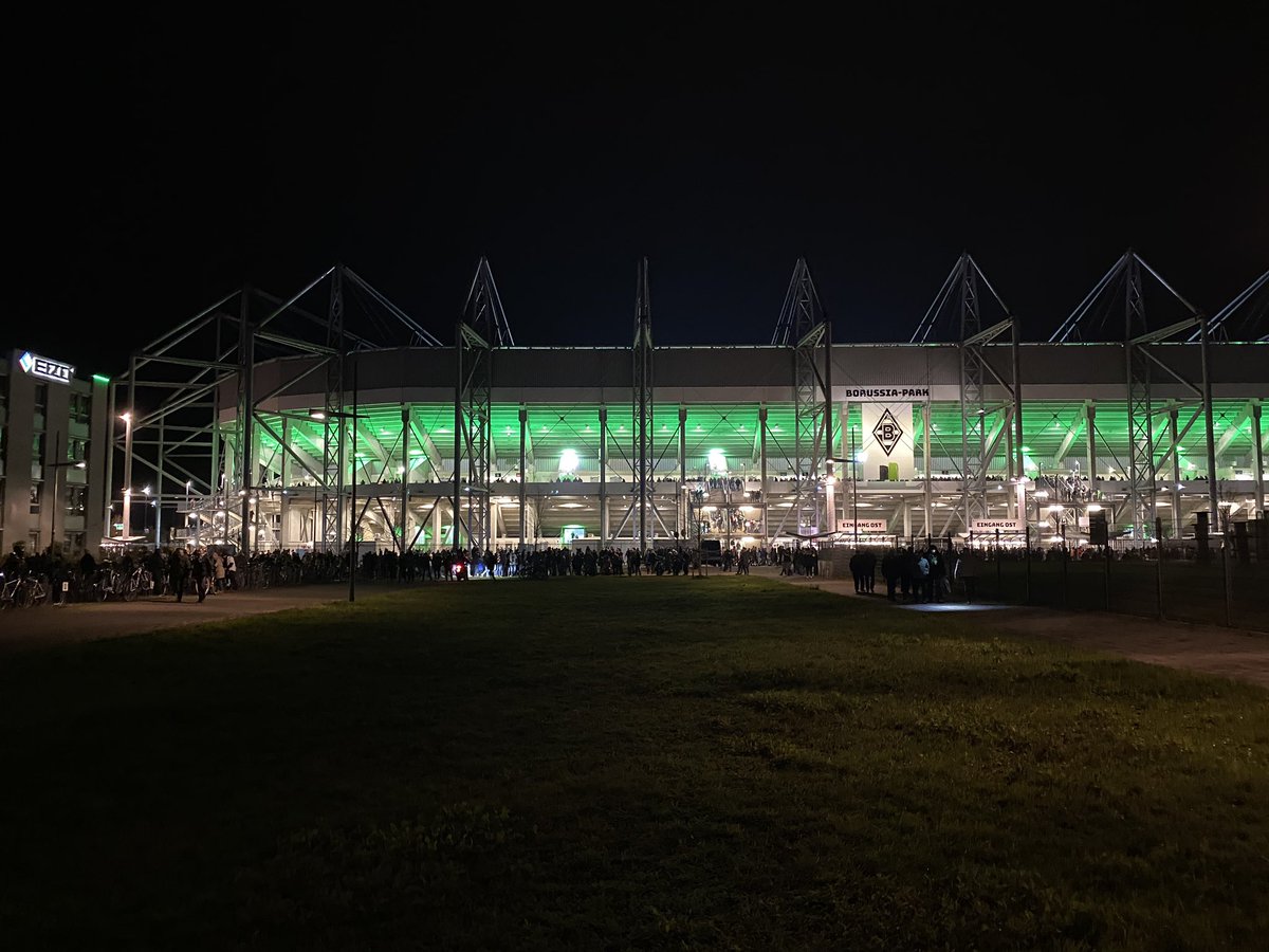 AndreasReiners's tweet photo. #DeutscherMeisterwirdnurderVfL https://t.co/vRoqoYJH1k
