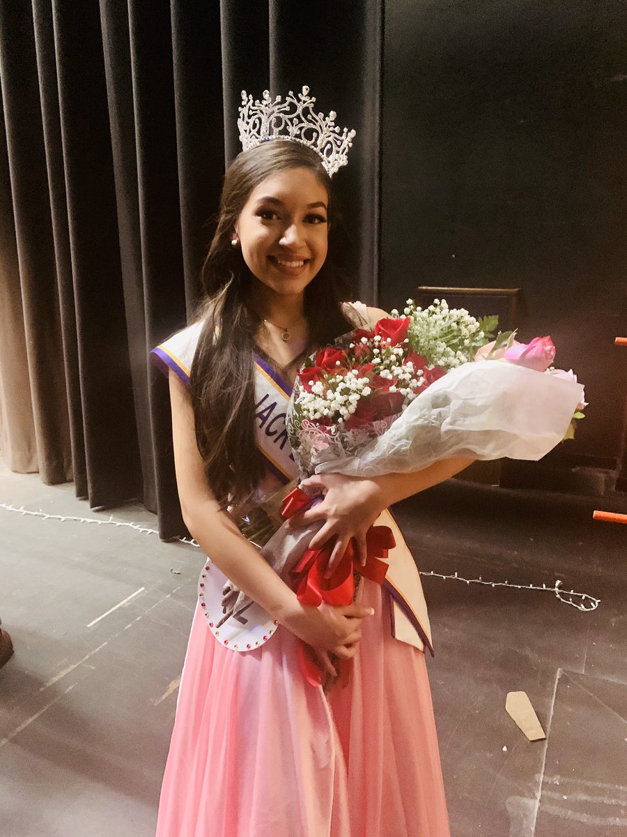 Congratulations to our newly crowned 2019-2020 Miss Jack Britt: Isabel Vazquez!