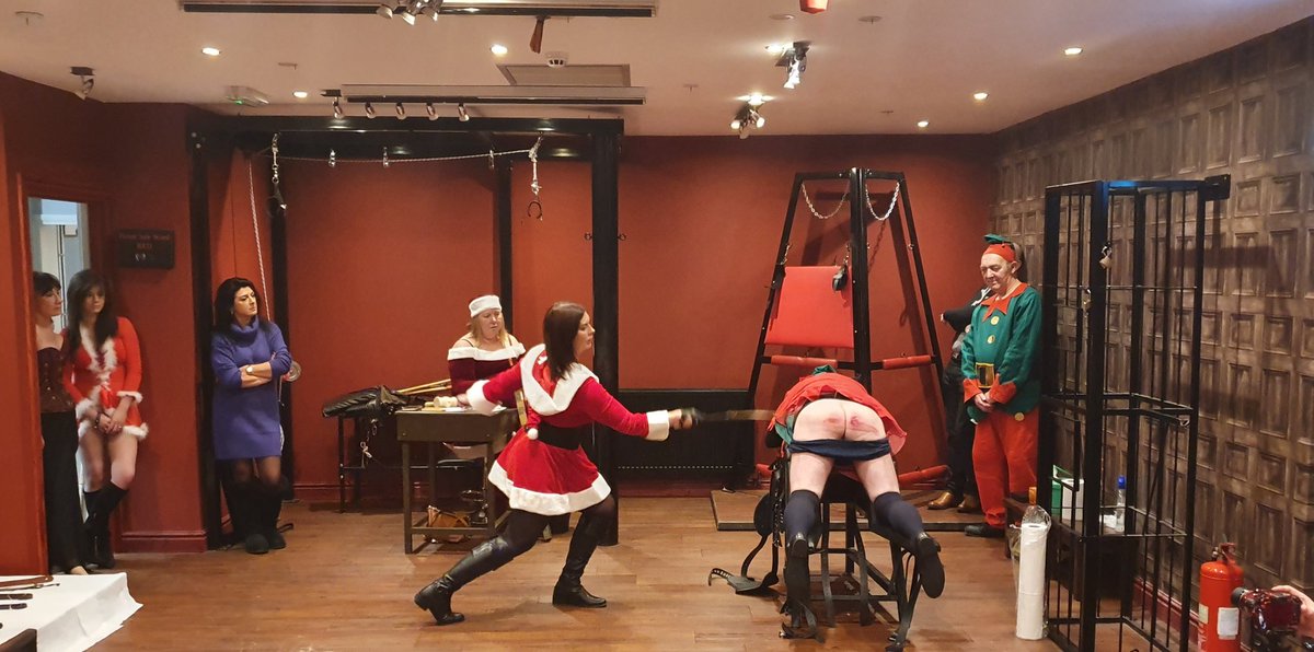 VeeCheeky1's tweet photo. Yesterdays caning court, the busty Mrs clause 😜 @MissRaven666 https://t.co/jWlX9ojLvJ