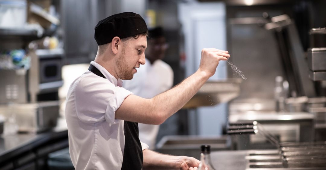 LLHCareers's tweet photo. The Landmark London is recruiting for a Demi Chef de Partie/Chef de Partie (Kitchen and Pastry).
 
If you have a culinary vision, appetite for creativity, flair and hardworking attitude, please apply today!

#careeropportunities #thelandmarklondon 
https://t.co/ftlfXbk6Pi https://t.co/oSnNnxSGXD