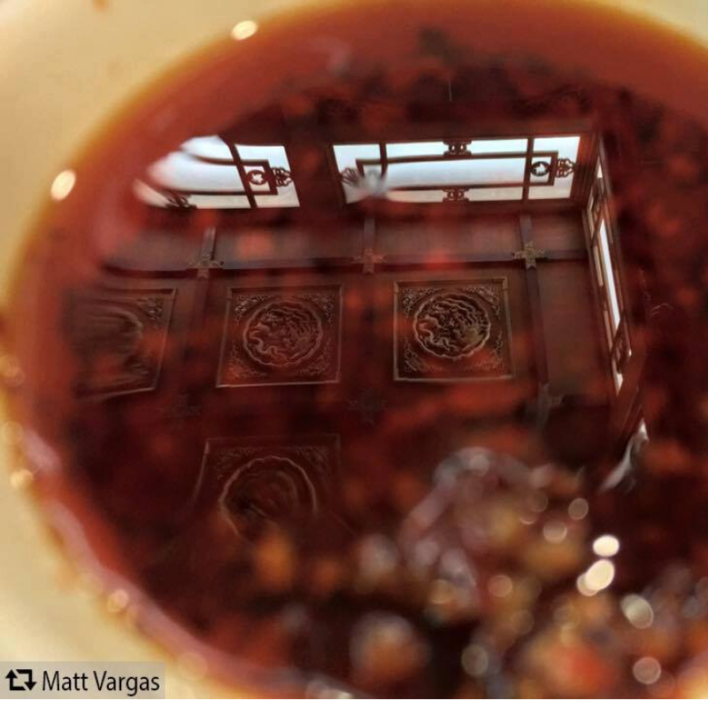 DingHowSA's tweet photo. Take a look at this gorgeous photo taken by one of our #DingHowFamily! It's the refection of our unique Chinese Architecture in a bowl of hot oil.
What do you think?
Menus: https://t.co/Pui14qTMEF
Order Online: https://t.co/S6mrqinzuO
#DingHowSA
📷:Matt Vargas https://t.co/7q4c4CURUh