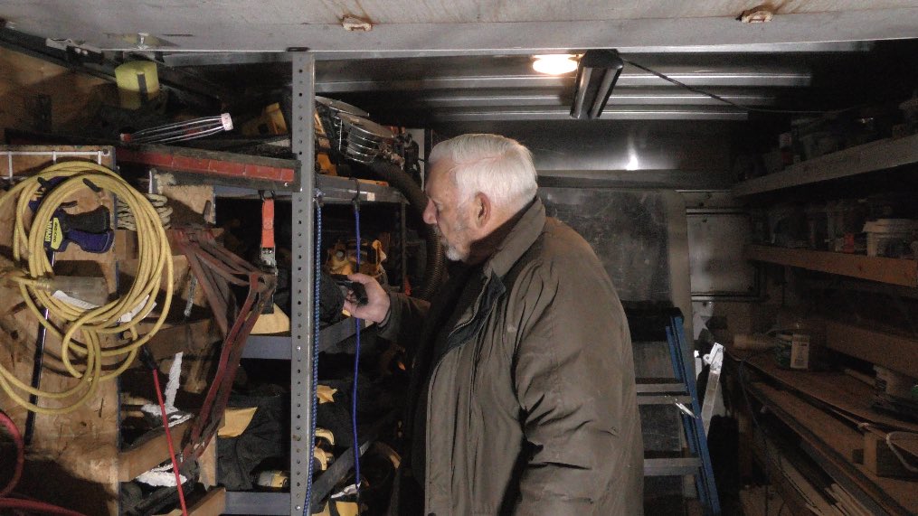 Scorpionkingct's tweet image. Had a blast filming Reflections in the cold weather for 7+ hours — kudos to the cast and crew. Some stills from yesterday from Wallingford, CT. #teamreflections #aliens #indiefilm