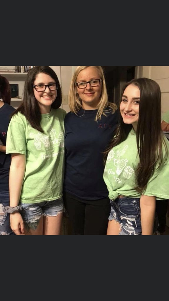 AlphaGammaPsi's tweet photo. Happy Birthday to our fun and loving sister Kelly! We love you and hope you have a great 21st birthday! https://t.co/et8m1xCFdN