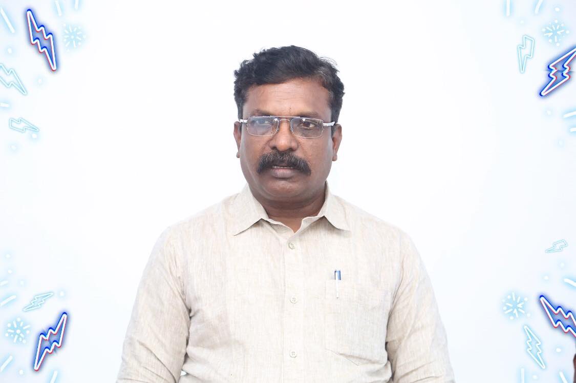 AzhaganCm's tweet photo. #VCK_CM
தலைவா வருக ...
தமிழின முதல்வனே வருக..
பிராபகரனின் தம்பியே வருக..
புரட்சியாளரின் மாணவரே வருக..
#WelcomeThiruma4TN
@thirumaofficial @VanniArasu_VCK @News18TamilNadu @bbctamil https://t.co/zc466OM75s