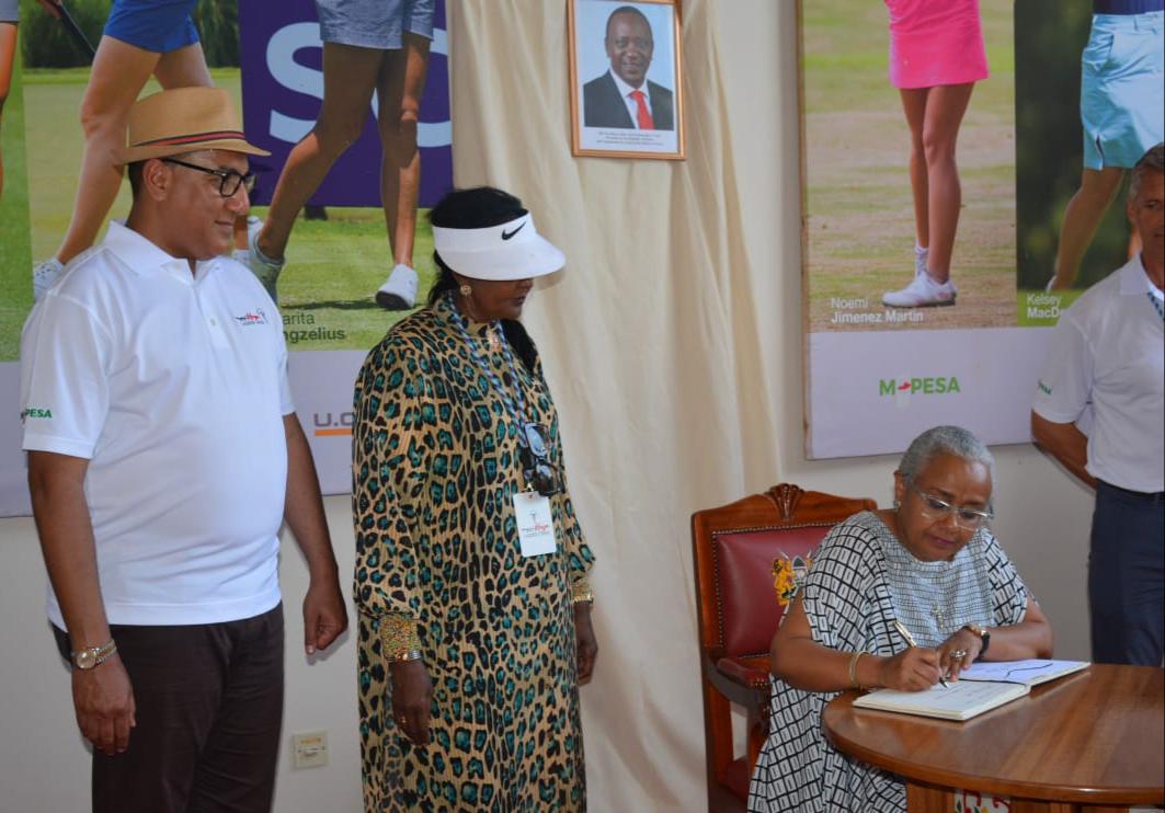 tunajibu's tweet photo. H.E First Lady Margaret Kenyatta presided over the closing of the Magical Kenya Ladies Open #MKLO2019 @VipingoRidge PGA Golf Course https://t.co/n4e2xTxFbc