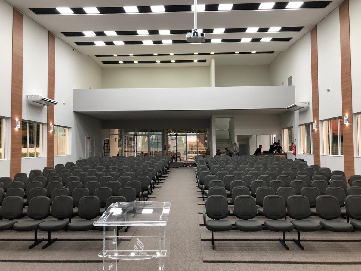 predsonmedeiros's tweet photo. Estamos inaugurando o auditório do Colégio Adventista de Presidente Prudente. Uma vitória para nossa escola e a comunidade adventista dessa região. 

@AdventistasSP @Matheus65707245 @PrAcilio @Alexandre_APO 
@EAsudamerica https://t.co/0PPAYeCDYF