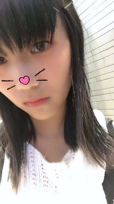 メンヘラ女子のtwitterイラスト検索結果 古い順