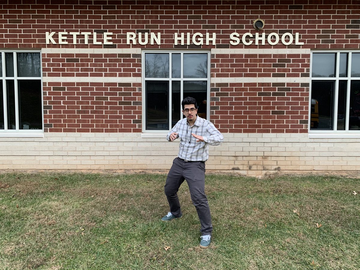 KettleRunMUN's tweet photo. Meet @KettleRunMUN Delegate Mohammad Sarsour as the Minister of Housing and Urban Development in the Egyptian Cabinet of 2011 @EdisonModelUN #TAEMUNVII #MUNisLife #KettleMUNFUN @FCPS1News @KettleRunNews https://t.co/szjIctM707