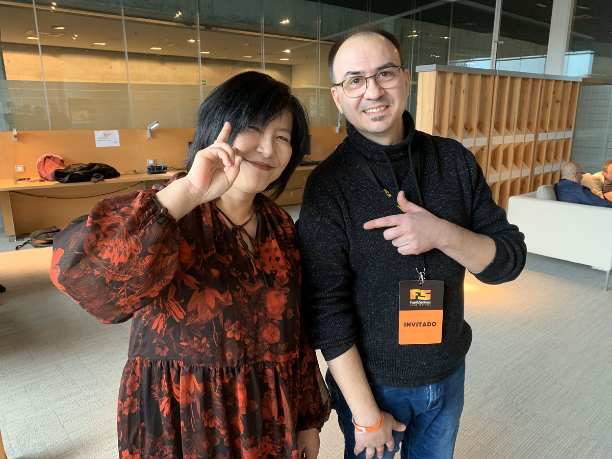 alberto_mcalby's tweet photo. This is a very important day in my life. I had a great talk with @midiplex and even a picture with her! Thank you Shimomura san! ❤️🧡💛💚🎶 https://t.co/BZPNcC8AJC