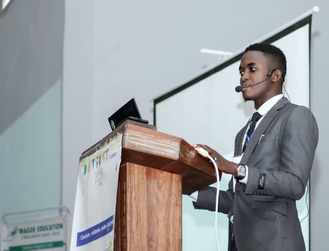 Ousmanlkallay's tweet photo. Instead of trying to be the BEST IN WORLD,
Try to be the BEST FOR THE WORLD.
#DevFest
#DevFestConakry2019
#GDGRatoma
#WTMRatoma
#GoogleDevelopers
#WomenTechmakers
#Andela
#Jetbrains
#Button https://t.co/NcZrV5TOMX https://t.co/04mzUAdXiQ